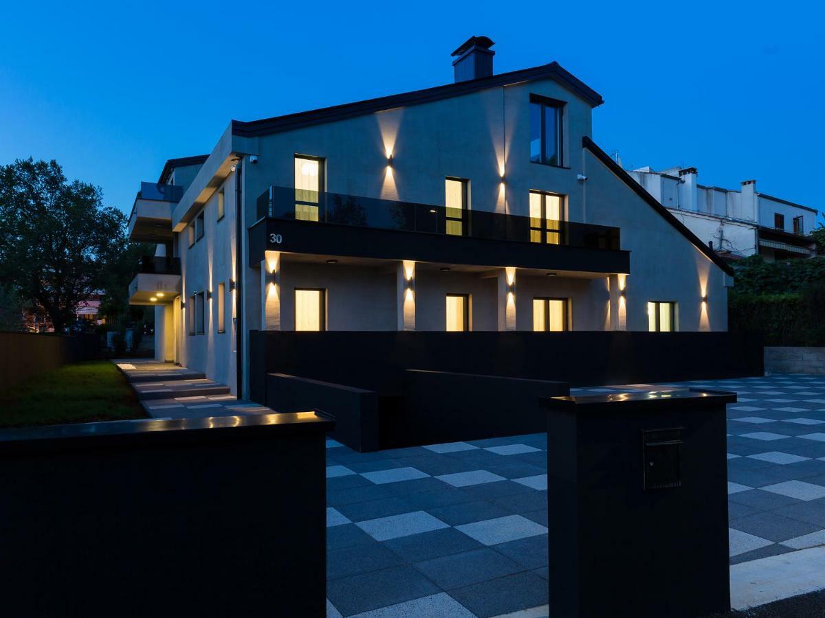 רוביני Apartmani Beril Lux מראה חיצוני תמונה